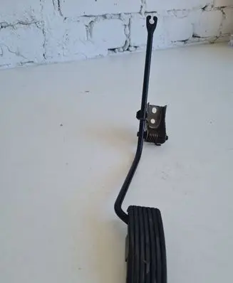 Mitsubishi Eclipse Accelerator throttle pedal
