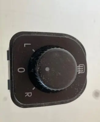 Volkswagen PASSAT B6 Wing mirror switch 1K0959565H