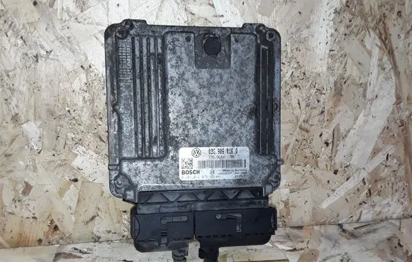 Volkswagen Golf V Engine control unit/module 0281012076 03G906016Q