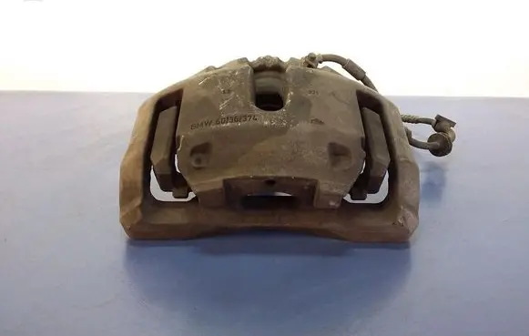 BMW 7 F01 F02 F03 F04 Front brake caliper 6036374