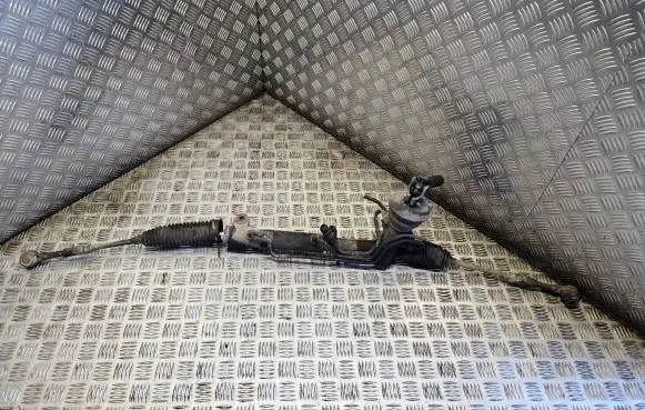 Opel Zafira A Steering rack