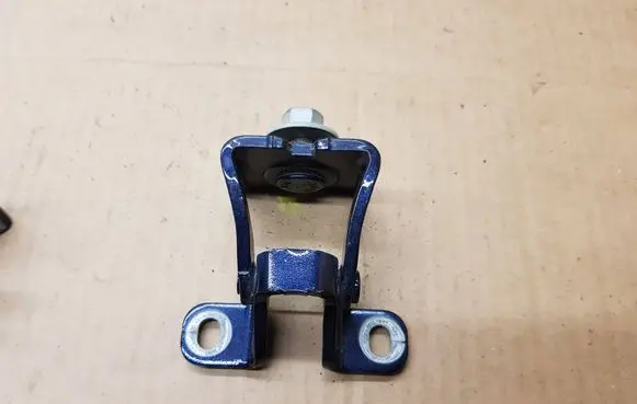 Volkswagen Golf VII Tailgate/trunk/boot hinge 5G6827301