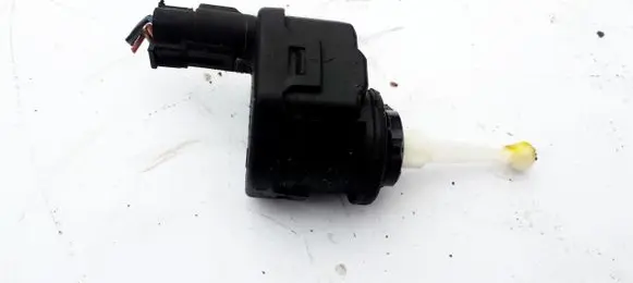 Volvo S40, V40 Headlight level adjustment motor 00787831