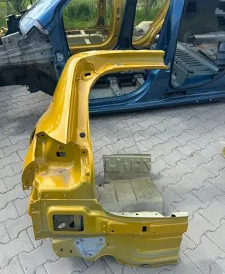 Peugeot 208 II Rear quarter panel
