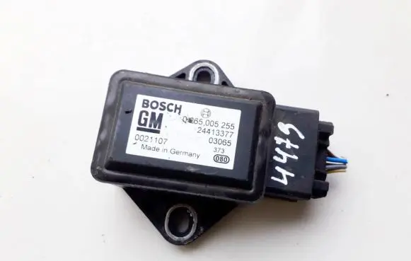 Opel Omega B2 ESP acceleration yaw rate sensor 0265005255 24413377