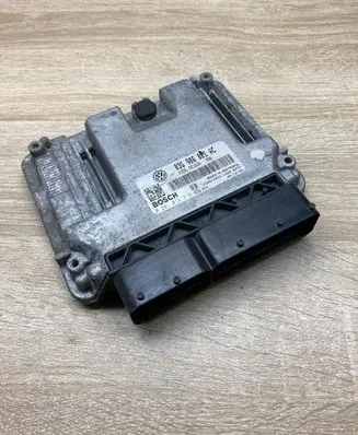 Volkswagen PASSAT B6 Engine control unit/module ECU 03G906021AC 0281012719