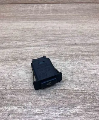 BMW 5 E39 Cruise control switch 8360462