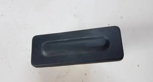 Peugeot 2008 II Tailgate trunk handle 9820395580