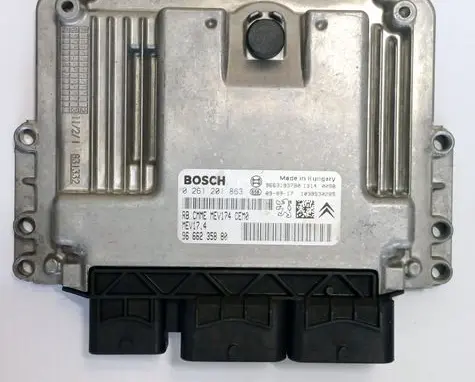 Peugeot 308 Engine control unit/module 9666235880 0261201863