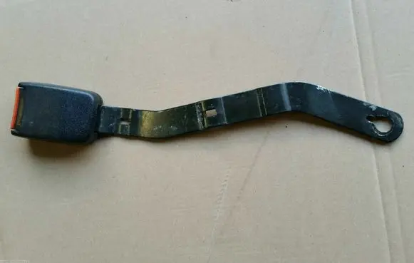 Volkswagen PASSAT B3 Front seatbelt buckle 357857755B