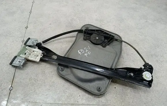 Skoda Fabia Mk2 (5J) Front door window regulator with motor 6R0959802P