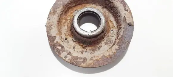 Chrysler PT Cruiser Coil spring mount 