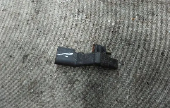 Volkswagen Touran I Crankshaft position sensor 045906433A