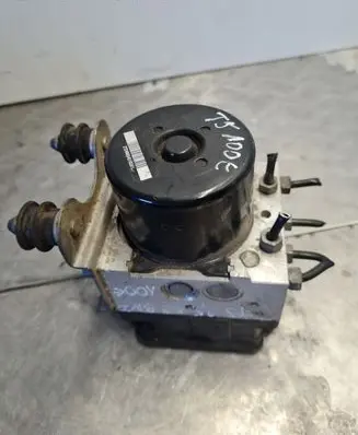 Volkswagen Transporter - Caravelle T5 ABS Pump 7H0614517B 7H0907379R
