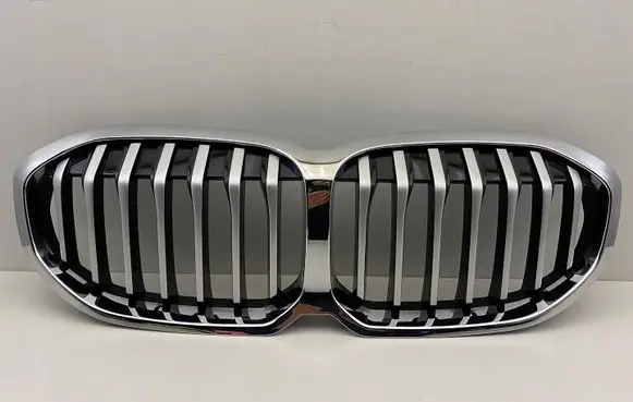 BMW 1 F40 Front bumper upper radiator grill 51137450959