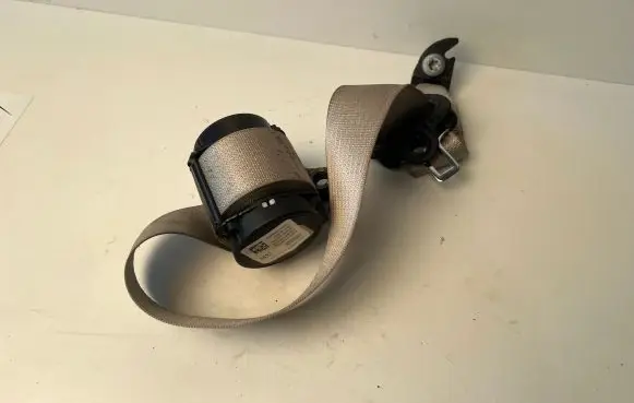 Chrysler Pacifica Third row seat belt P6EB031D2AB
