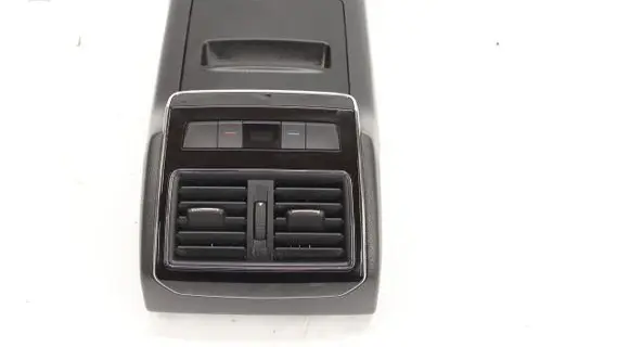 Skoda Superb B8 (3V) Center console 3V0857289