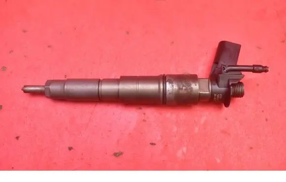 BMW 5 E60 E61 Fuel injector 7792721
