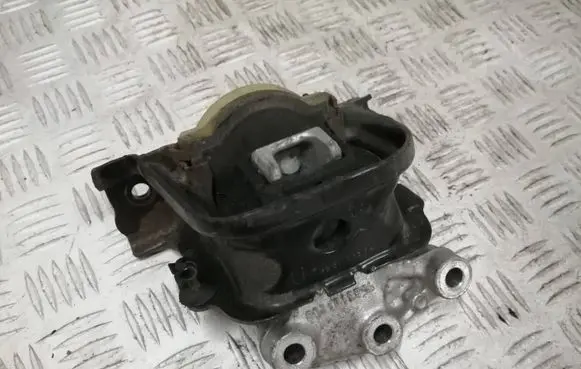 Citroen C3 Aircross Engine mount bracket 9683181180