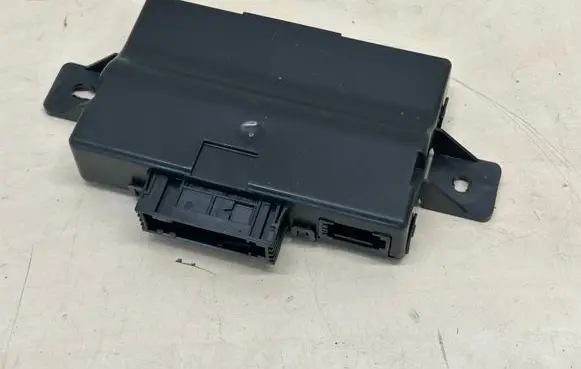 Audi A6 C7 Gateway control module 4G0907468AC