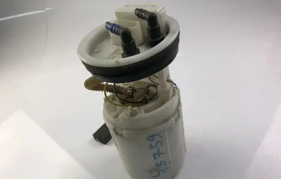 Seat Ibiza III (6L) Fuel injection high pressure pump 6Q0919051F