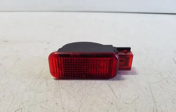 Audi Q3 8U Rear door interior light 6Y0947411