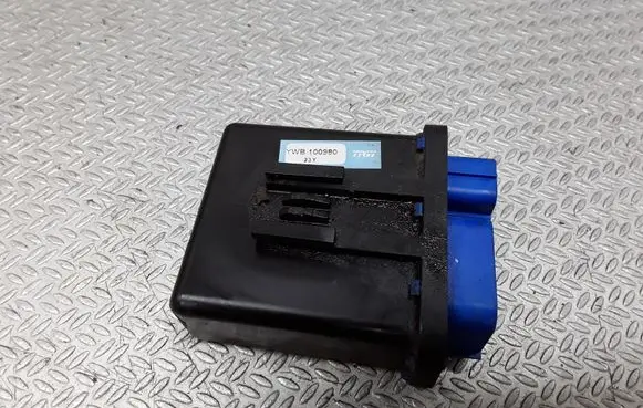Land Rover Freelander Coolant fan relay YWB100980