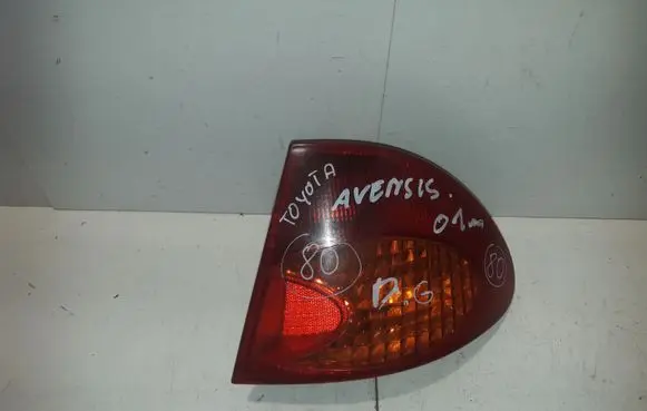 Toyota Avensis T220 Rear/tail lights 2329