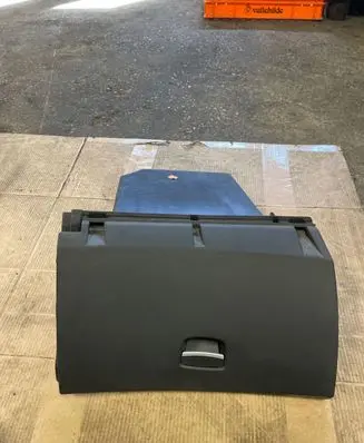 Renault Laguna III Glove box 685000001R