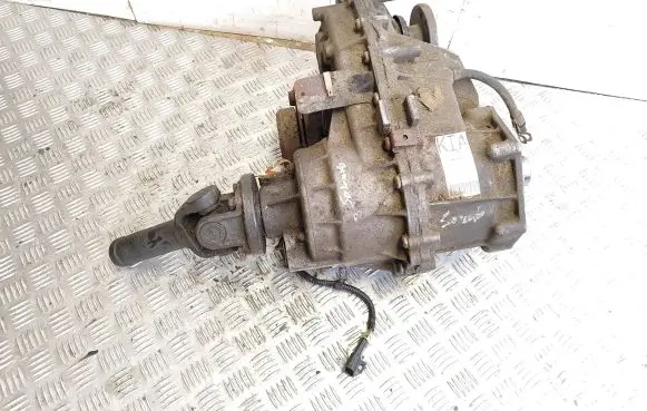 KIA Sorento Gearbox transfer box case 473004C110 5699870 4424000014