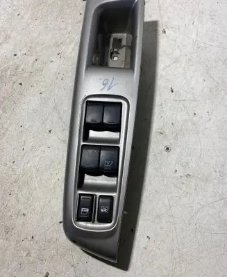 Subaru Forester SF Electric window control switch 94266FG530