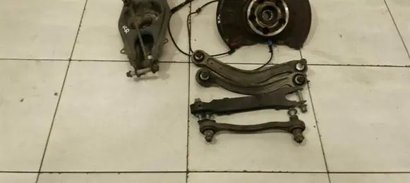 Mercedes-Benz C W204 Rear suspension assembly kit set A2043501441 A2043500232