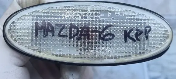 Mazda 6 Front fender indicator light 185289B 185289