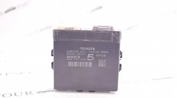 Lexus RX 450H Hand brake control module 8905048040