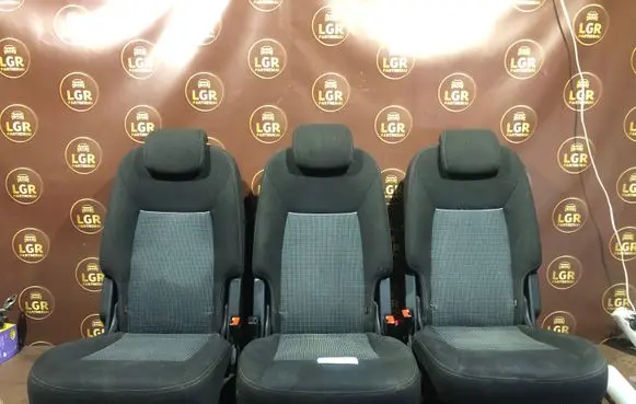 Rear seat