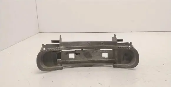 Audi A6 S6 C5 4B Front door exterior handle/bracket 4B0839885