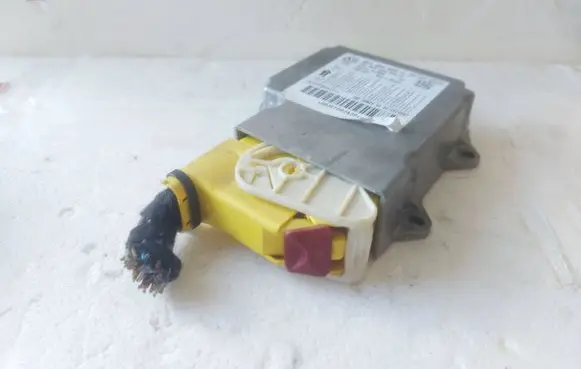 Audi A4 S4 B8 8K Airbag control unit/module 8K0959655G 5WK44111 003EFD02A2P