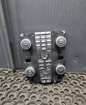 Volvo V50 Climate control unit 30782540 08W21T3