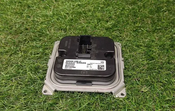 Nissan Leaf II (ZE1) Headlight ballast module Xenon 260558992C AC11637900