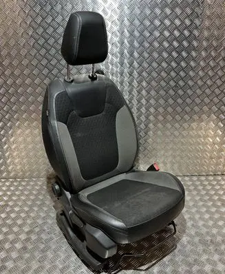 Opel Grandland X Front passenger seat DG22315