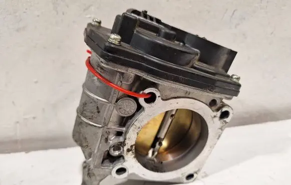 Renault Koleos I Throttle body valve 