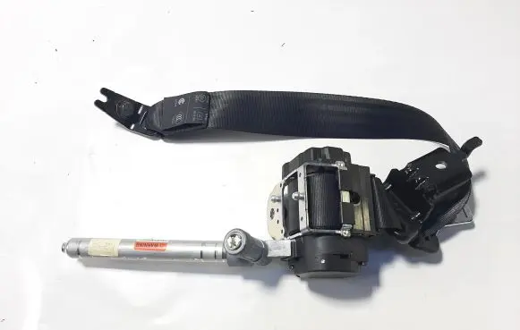 Volvo XC70 Rear seatbelt 39821977