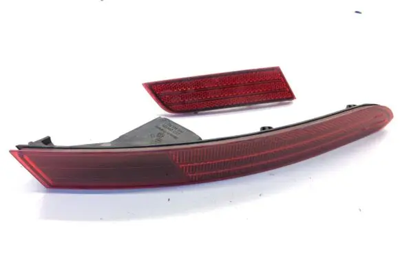 Volkswagen Touareg II Rear bumper light 7P6945106A