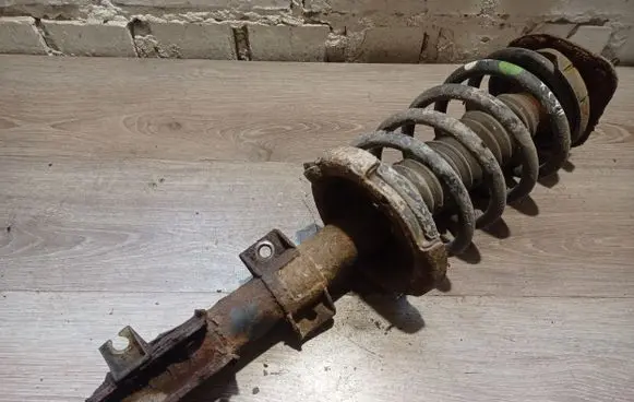 Volvo XC90 Front shock absorber with coil spring 31200416 824904003669
