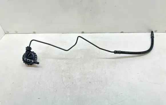 Volkswagen Caddy Clutch pipe/line 