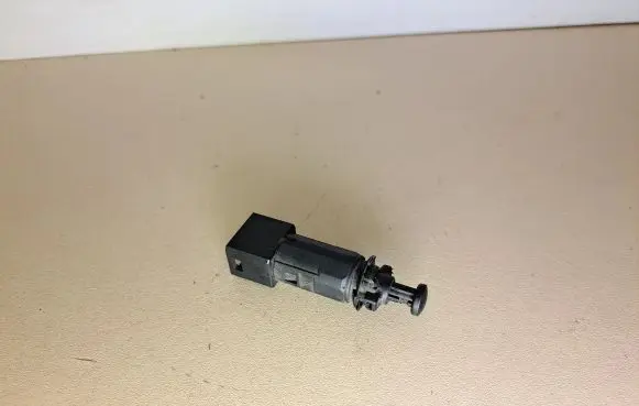 Renault Trafic II (X83) Brake pedal sensor switch 14817C