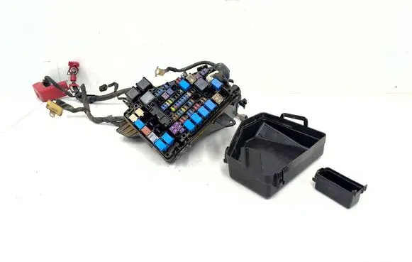 Subaru Outback (BS) Fuse box set MB703200B