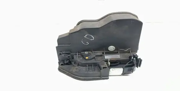 BMW 1 E81 E87 Rear door lock 7202148