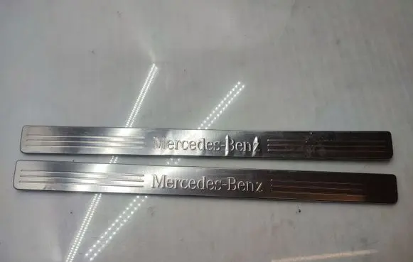 Mercedes-Benz GLK (X204) Front sill trim cover A2046800135