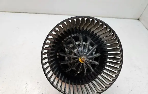 Nissan Note (E11) Heater fan/blower